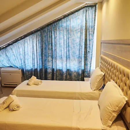 Lejlighedshotel Famissi Sofita 9 3*